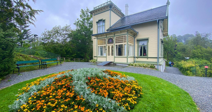 Jandis Fjord tours arrangerer private guided tours til: Edvard Grieg museum Troldhaugen