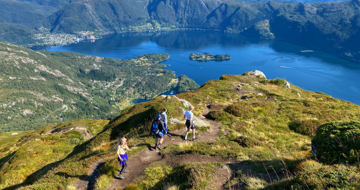 Jandis Tour Operators arrange a hiking tour for families with kids from 4 years old