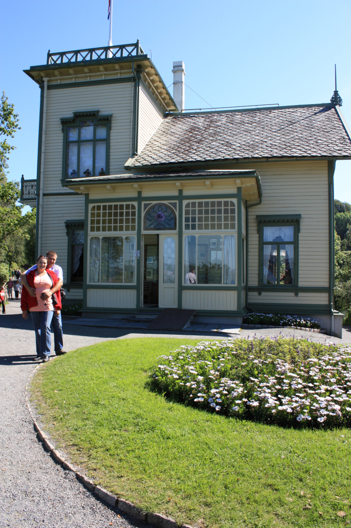 Troldhaugen Turister besøker Edward Grieg Museum Troldhaugen